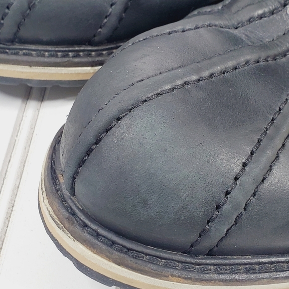 Andrew Marc Rutland Black Leather Lace Up Zip Boots - Picture 10 of 12